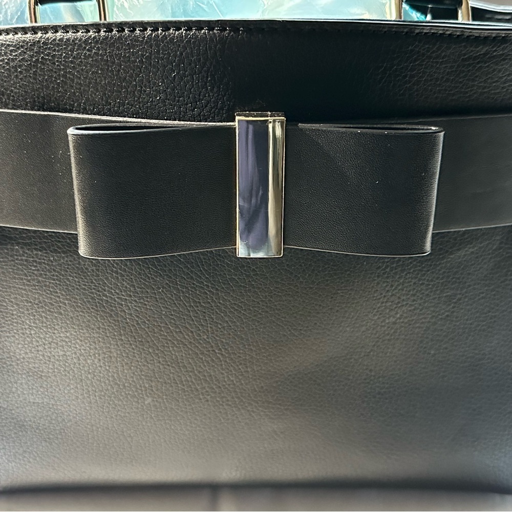 Apt 9 Black Hand/ Crossbody Bag - Picture 3 of 6
